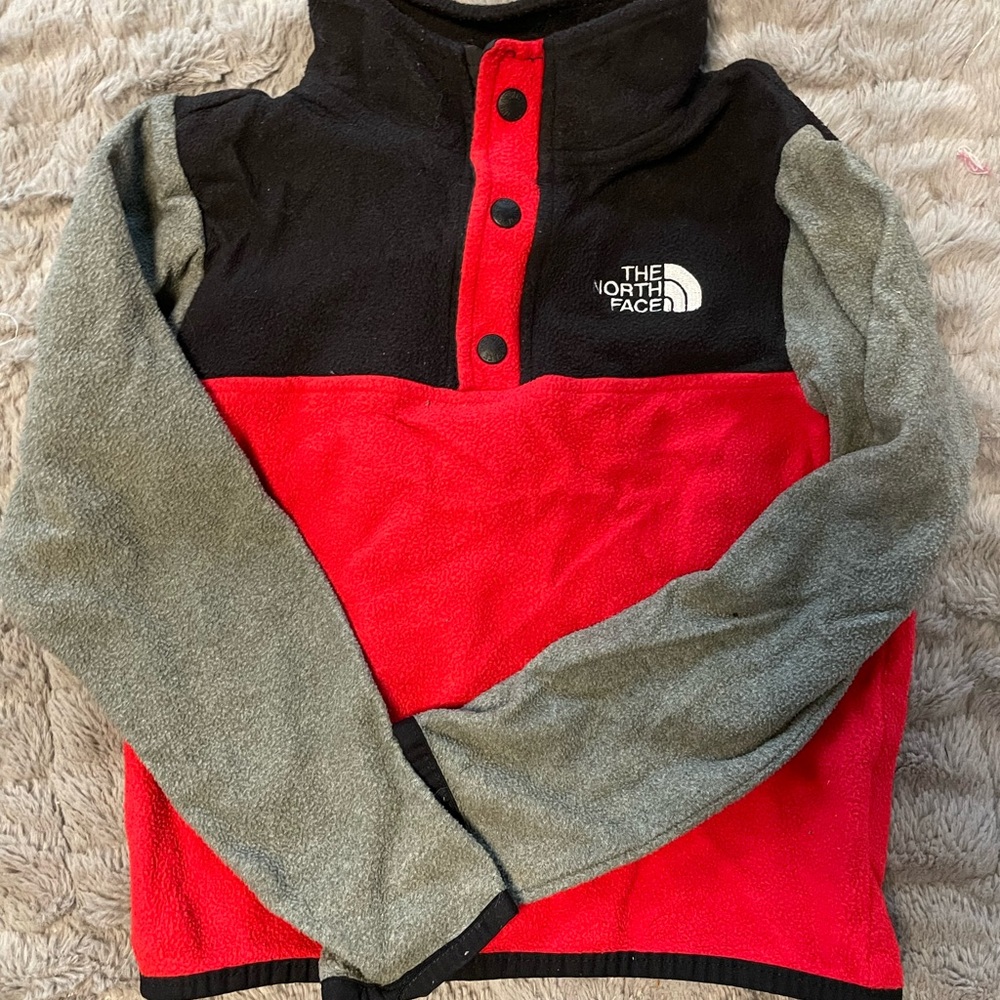 Northface Pull Over